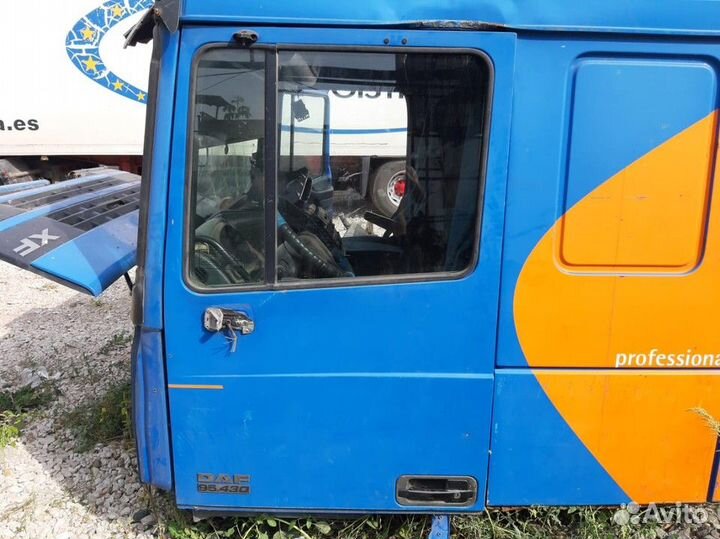 Дверь левая Daf XF105, Daf XF95