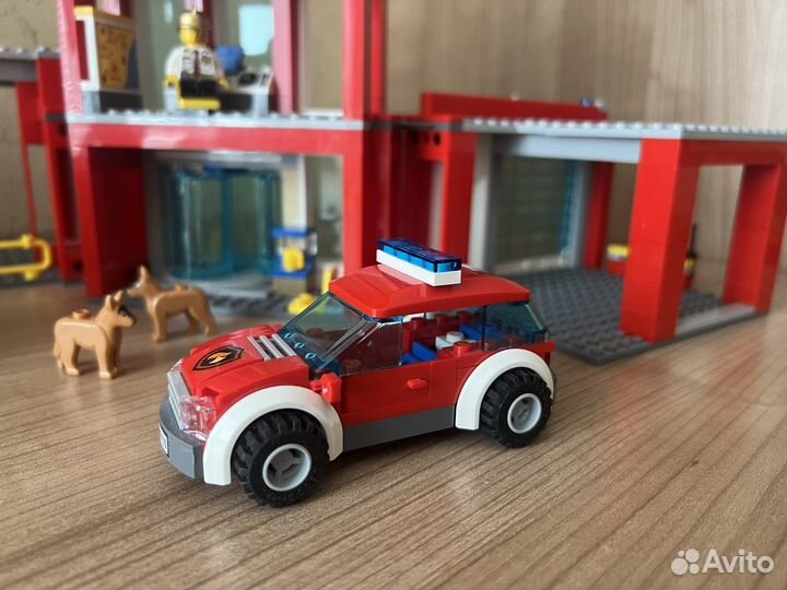 Lego пожарная станция