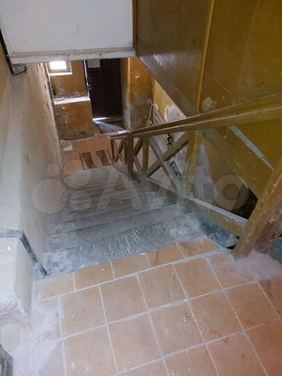 2-к. квартира, 70 м², 2/2 эт.