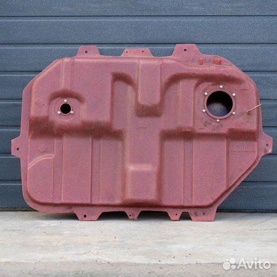 Топливный бак Mitsubishi Grandis пластиковый