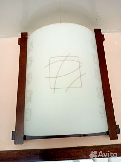 Светильник настенный