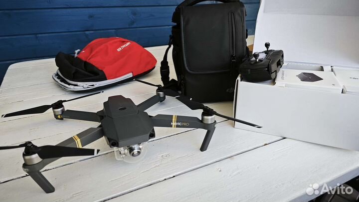 Квадрокоптер DJI Mavic PRO Fly More Combo