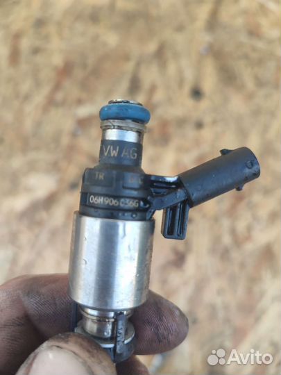Комплект форсунок Vag 2.0tsi CAW