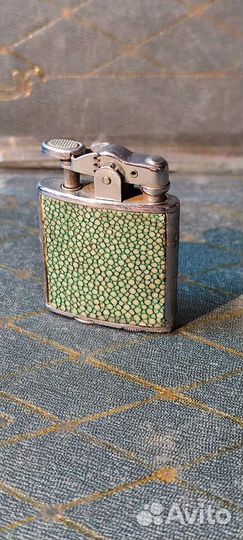 Зажигалка бензиновая.Ronson De-Light