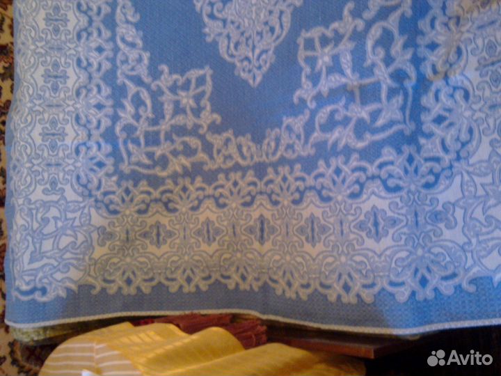 Жаккардовое голубое одеяло советское