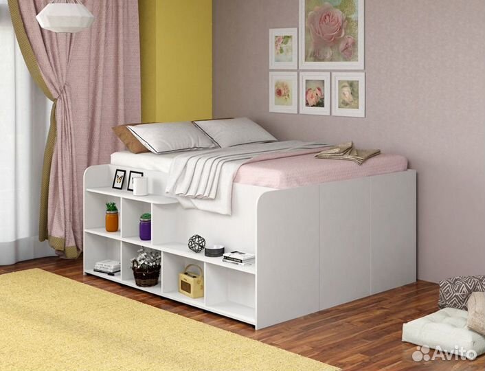 Кровать двухспальная с матрасом 140 190