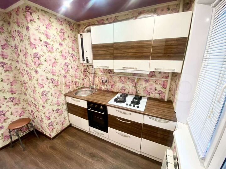 4-к. квартира, 58,5 м², 2/5 эт.