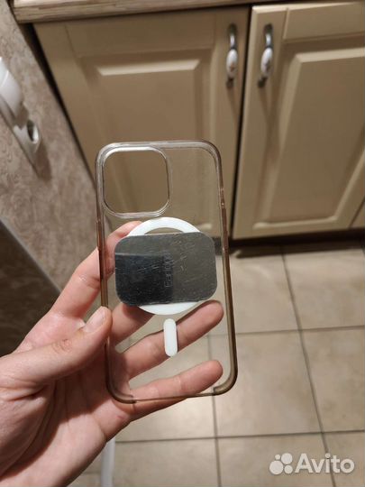 Чехол на iPhone 13 про