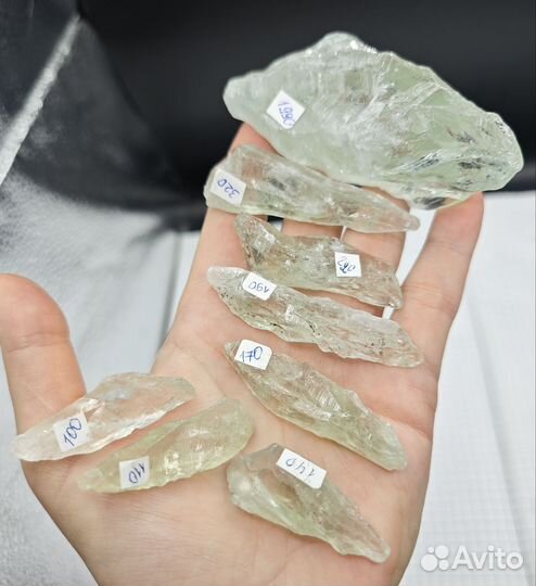 Зеленый кварц празеолит
