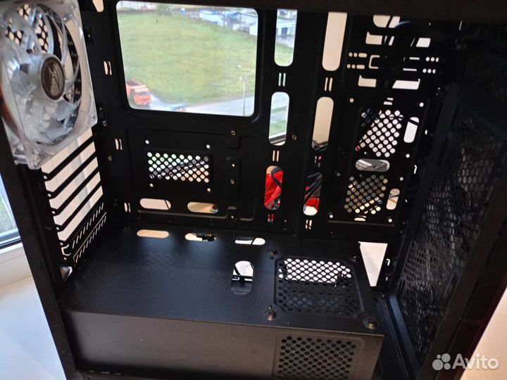 Корпус Zalman I3