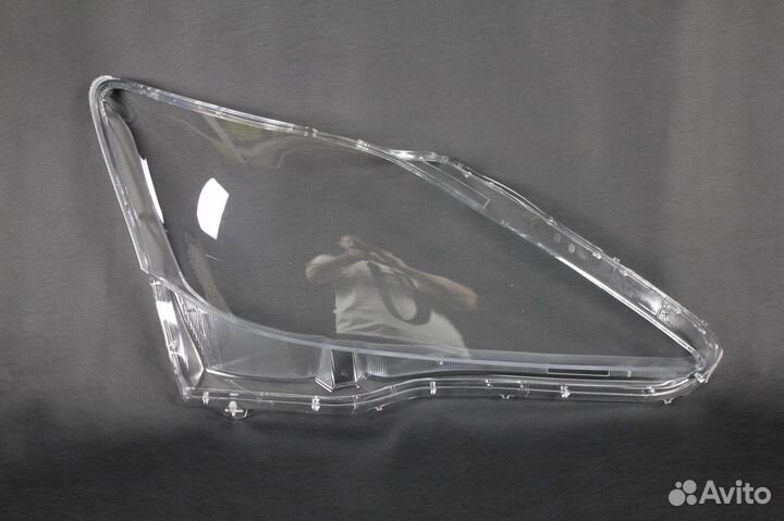 Cтекла фар Lexus IS 2005-2010 г.в. левое/правое