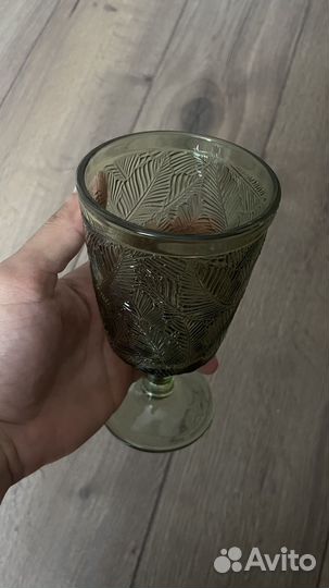 Эксклюзивные фужеры для вина от Gucci