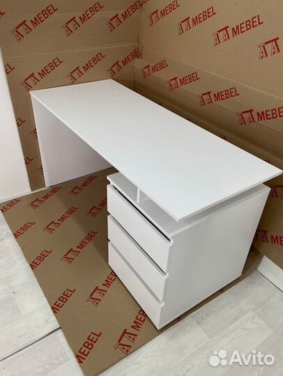 Стол письменный Кайт в наличии отличное качество