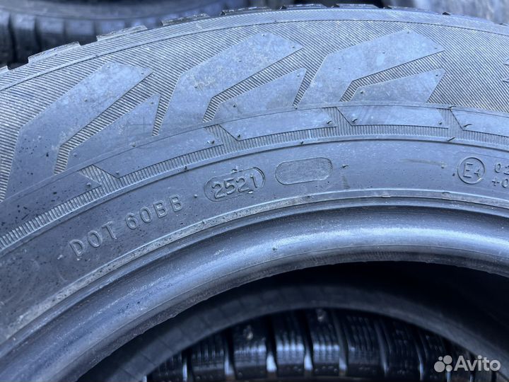 Nokian Tyres Nordman 7 SUV 215/65 R16