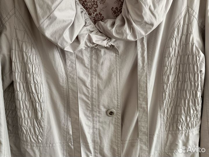 Плащ женский