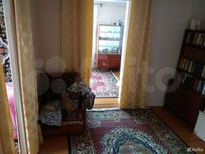 4-к. квартира, 100 м², 2/2 эт.