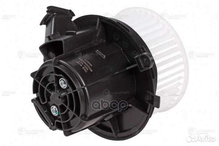 Мотор отопителя MB W204 07- LFh 1556 luzar