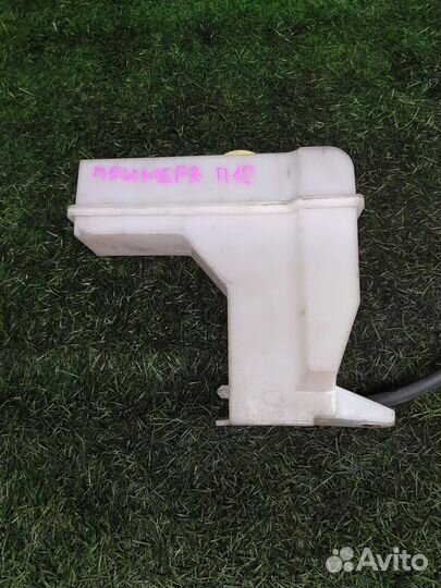 Бачок расширительный Nissan Primera