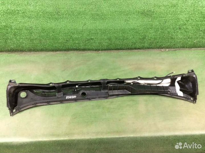 Решетка под лобовое стекло Subaru Forester SJG