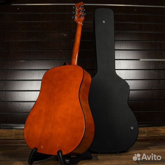 Акустическая гитара Martinez + Аксессуары