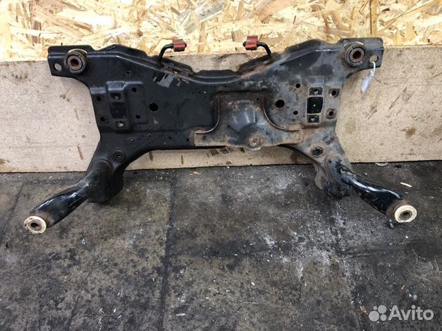 Подрамник передний Ford Focus хэтчбек 5 дв. 1.6