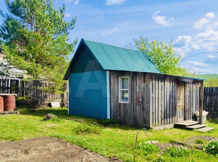 Дом 25 м² на участке 12 сот.