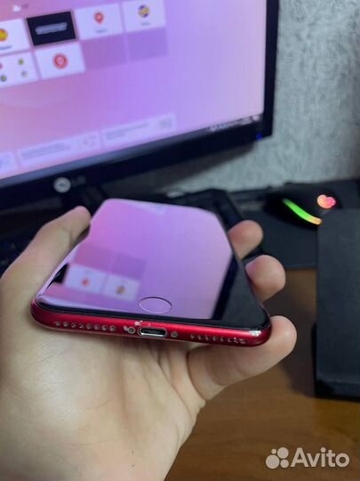 iPhone 8 Plus, 64 ГБ