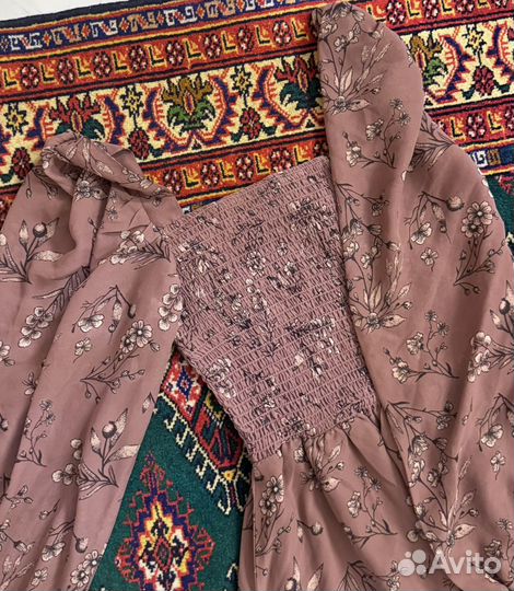 Платье летнее s