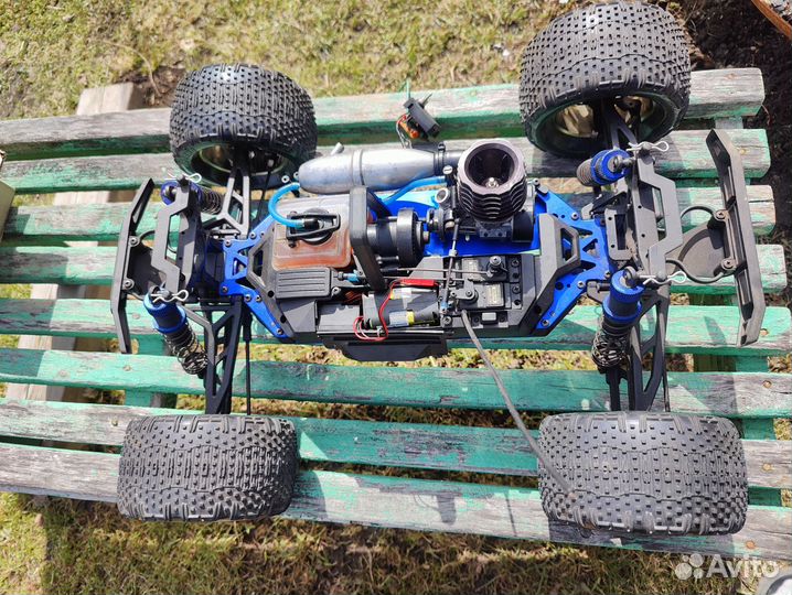 Радиоуправляемая машина Kyosho MFR 1:10