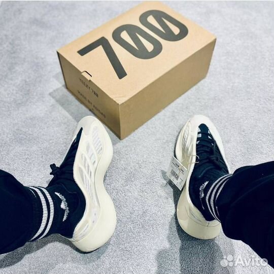 Adidas Yezzy Boost 700 V3 Azael reflective