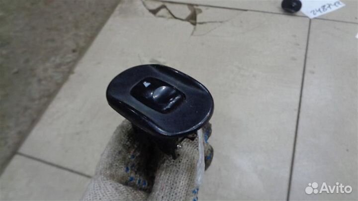 Кнопка стеклоподъемника Hyundai Galloper 1997-2003