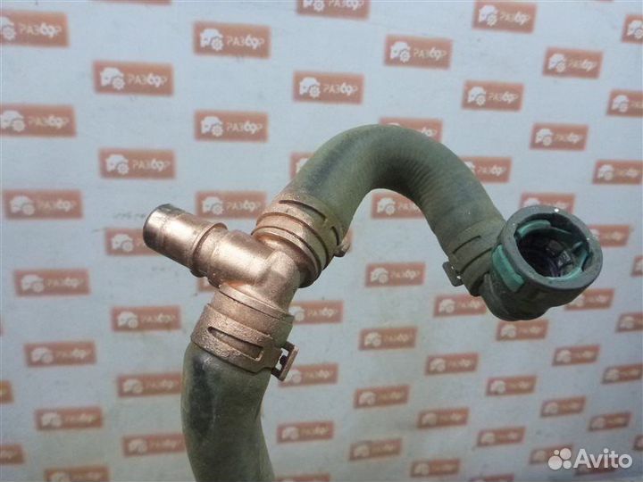 Патрубок Land Rover Discovery L319 AJ41 2008