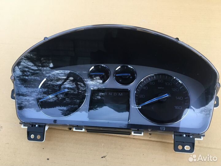 Приборная панель Cadillac Escalade III 06-14