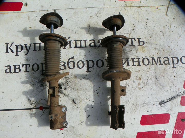 Амортизатор передний Suzuki Grand Vitara