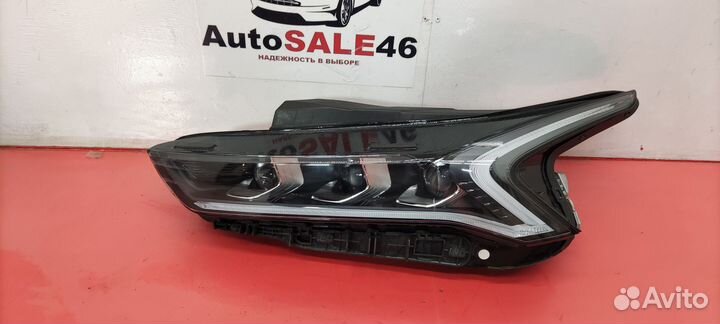 Фара передняя левая Kia K5