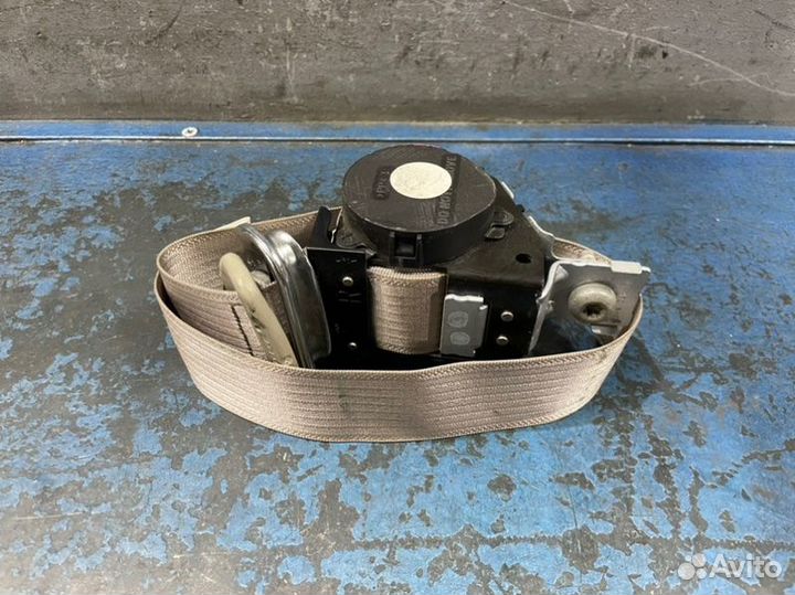 Ремень задний правый Ford Explorer 4 U251