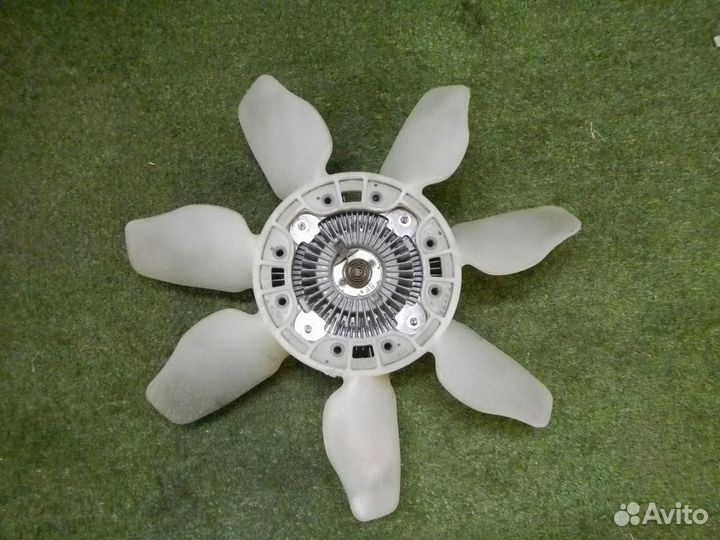 Термомуфта с вентилятором Toyota Hilux 8 (2015-н.в