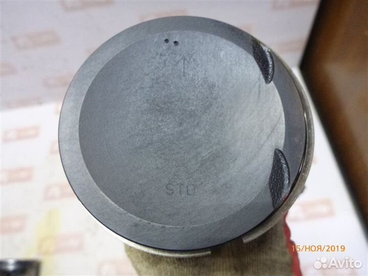 Поршень с шатуном Nissan Almera N16 2002