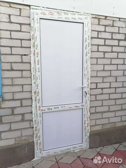 Дверь пвх