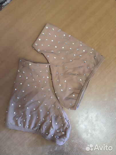 Продам одежду для фигурного катания