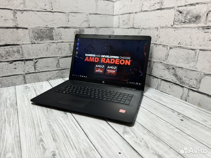 Игровой Ноут HP 17.3/AMD Radeon R7ddr5/8озу