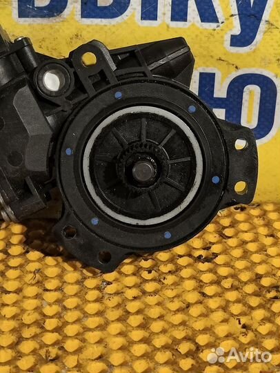 Моторчик стеклоочистителя задний Kia Ceed 1