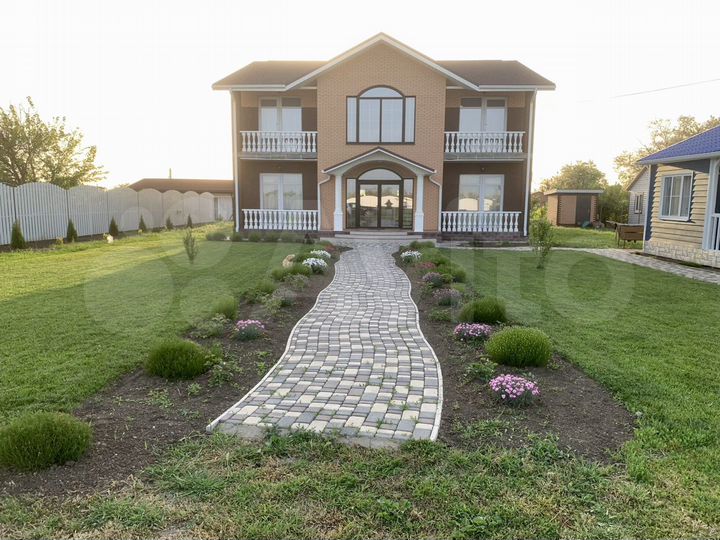 Дом 300 м² на участке 20 сот.