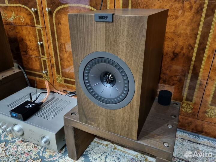 KEF Q350