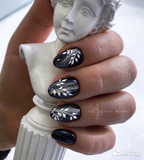 Маникюр, педикюр