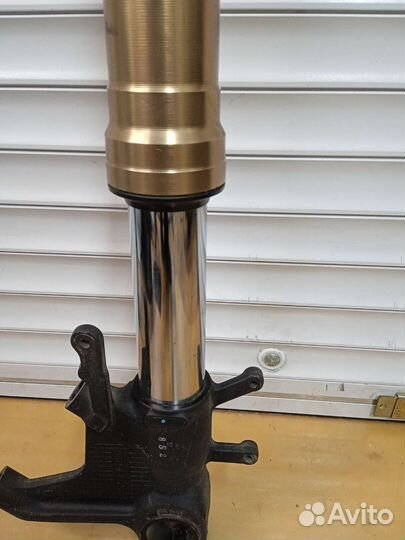 Suzuki gsx-r 600/750 2006-2007. Перо левое