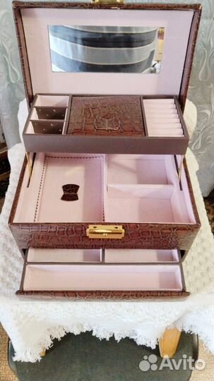 Шкатулка ларец