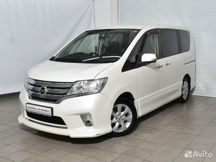 Nissan Serena 2012