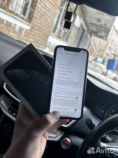 iPhone Xr, 128 ГБ