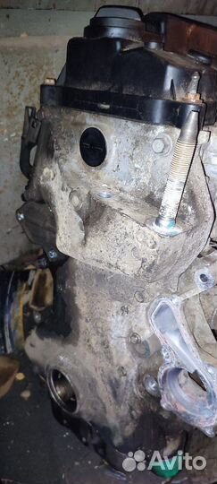 Клапанная крышка и крышка грм Хонда Цивик 5д